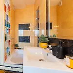 Royal Vista Apartment, Free Parking Apartmán *